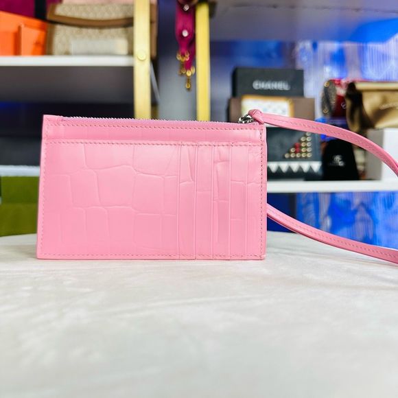 New in Box Balenciaga Pink Leather Neo Classic Wallet - Picture 4 of 14